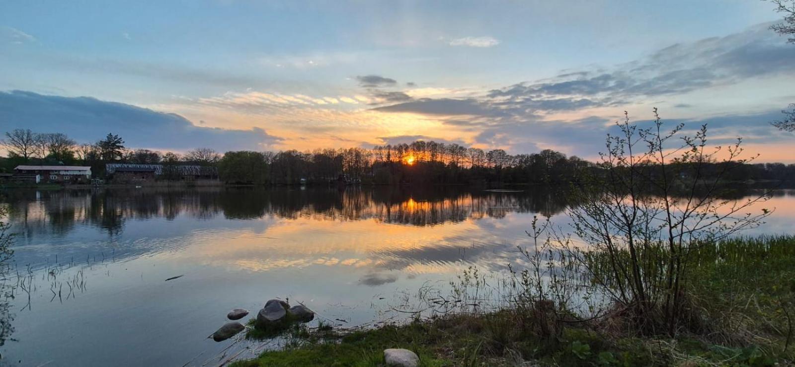 Domek Nad Jeziorem Bystrzyna Świdwin Екстериор снимка